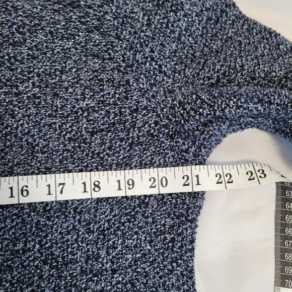 American Eagle Round Neck Long Sleeve Sweater Prep Fit Marbled Blue Size XLT - Picture 5 of 7